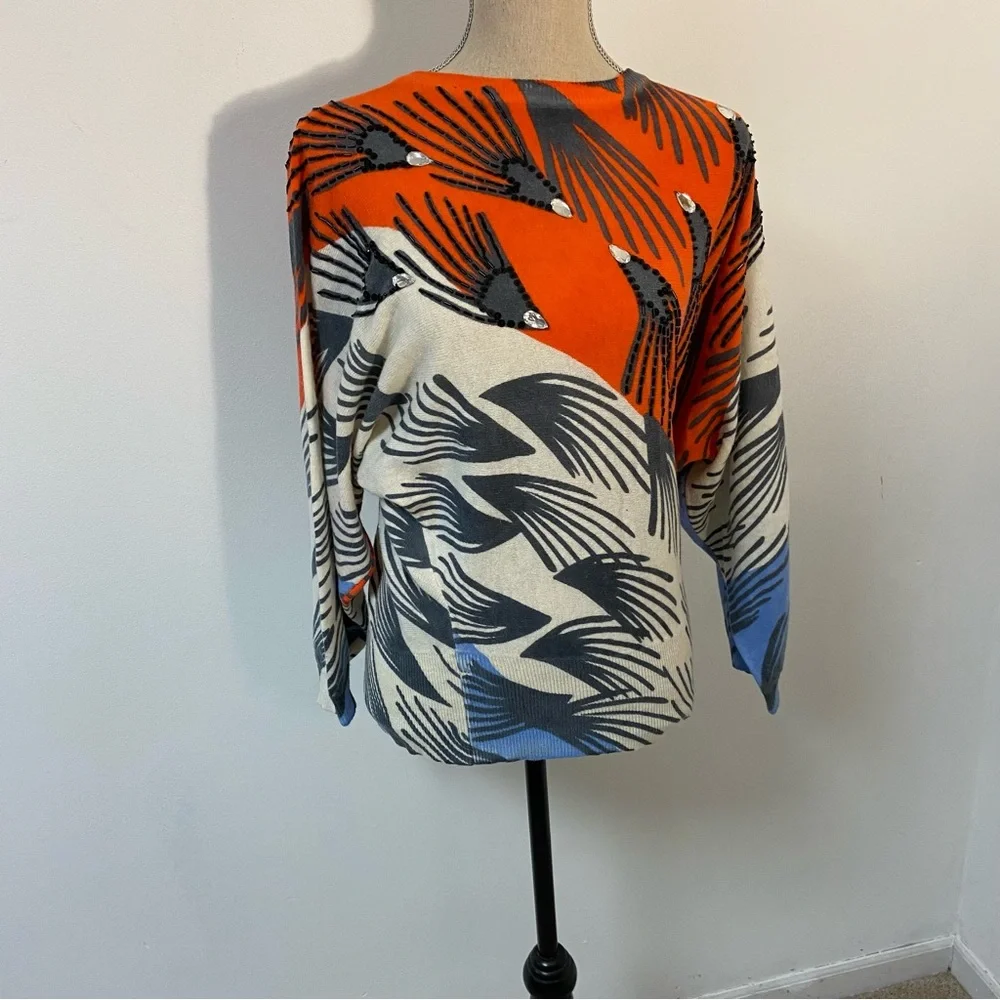 Abstract Patterned Crew Neck Sweater - Picture 6 of 13
